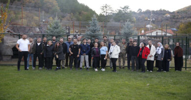 ESENLERLİ GENÇLER DOĞAL YAŞAMI GÖZLEMLEDİLER